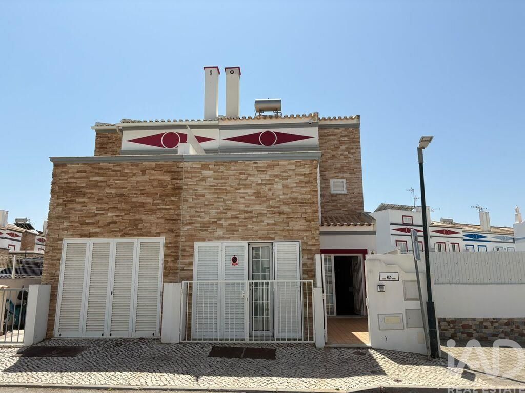Property photo 2 of 35