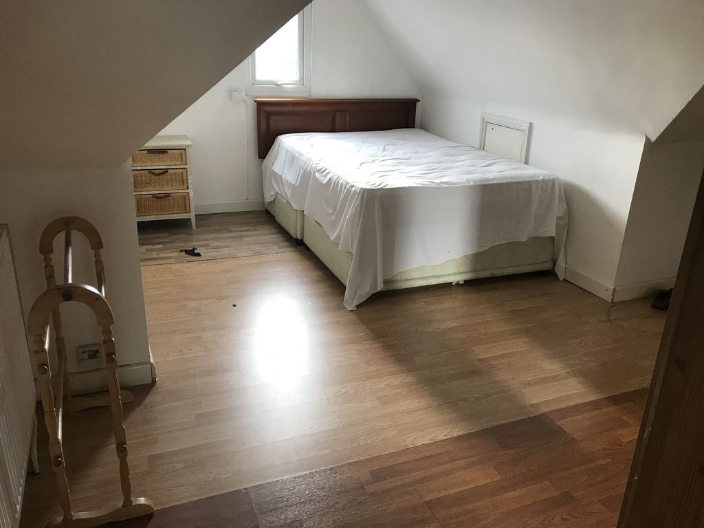 Property photo 3 of 6
