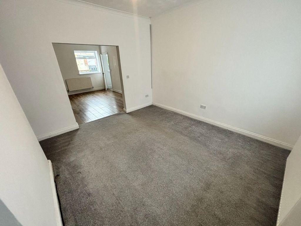Property photo 2 of 14 Living Room