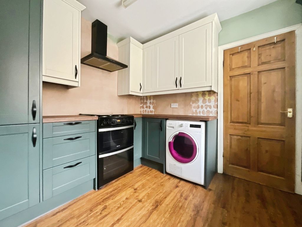 Property photo 2 of 13 Img_4905