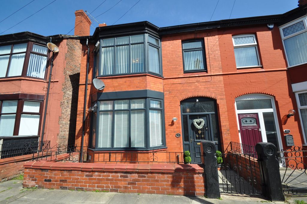Property photo 1 of 35