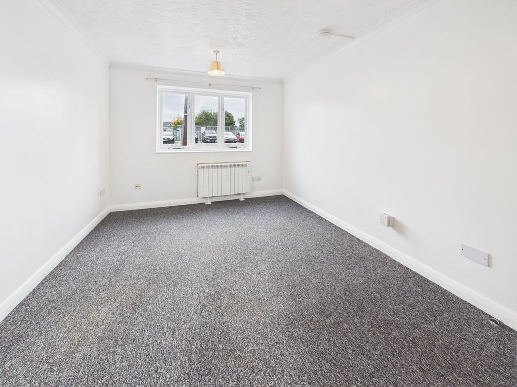 Property photo 2 of 5 Cam02660G0-Pr0176-Still003