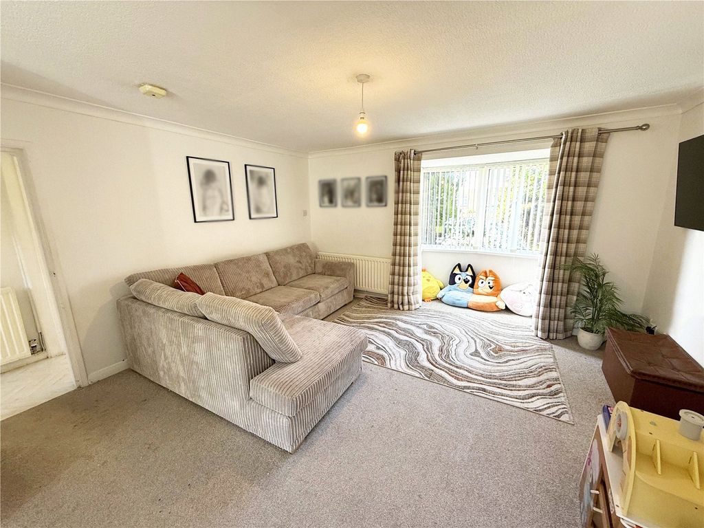 Property photo 3 of 10 Picture No. 25