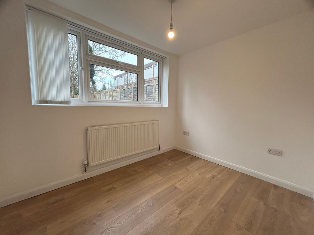 Property photo 3 of 10 Img_2399
