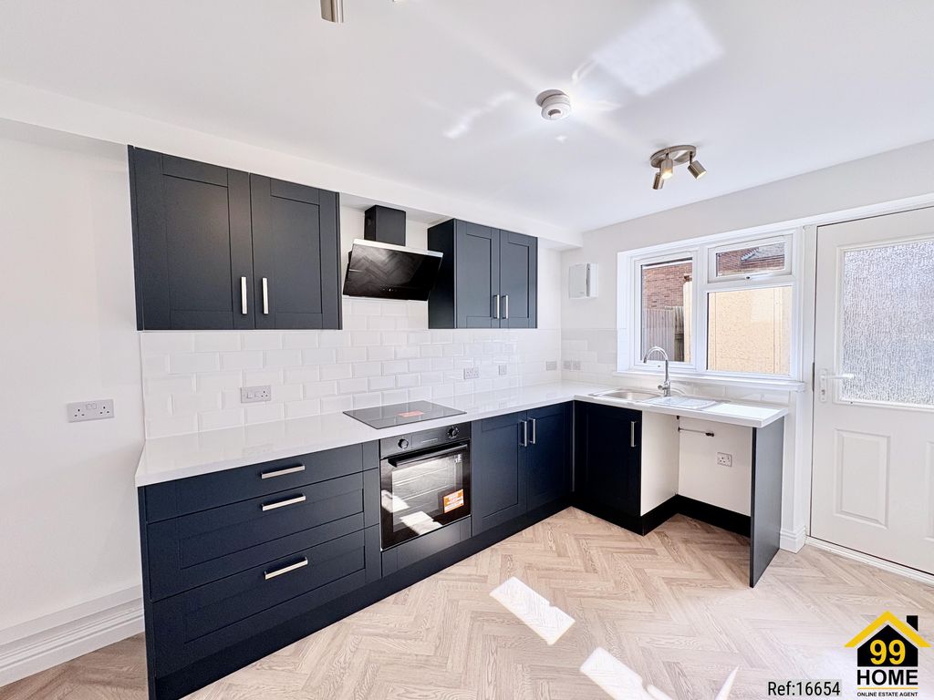 Property photo 2 of 13 Photo 1