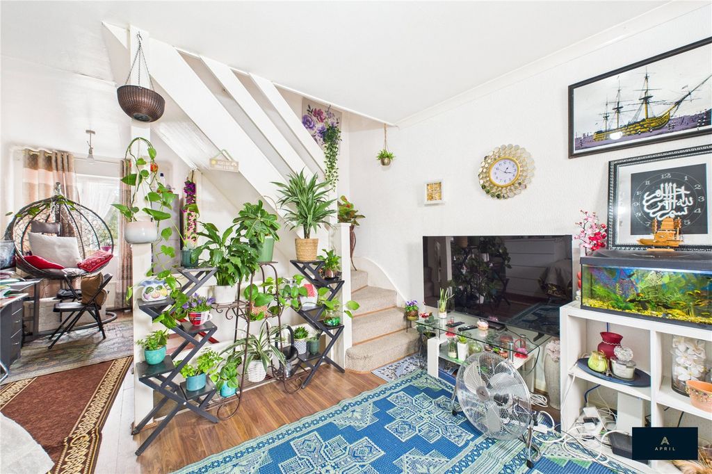 Property photo 1 of 21 Picture No. 06