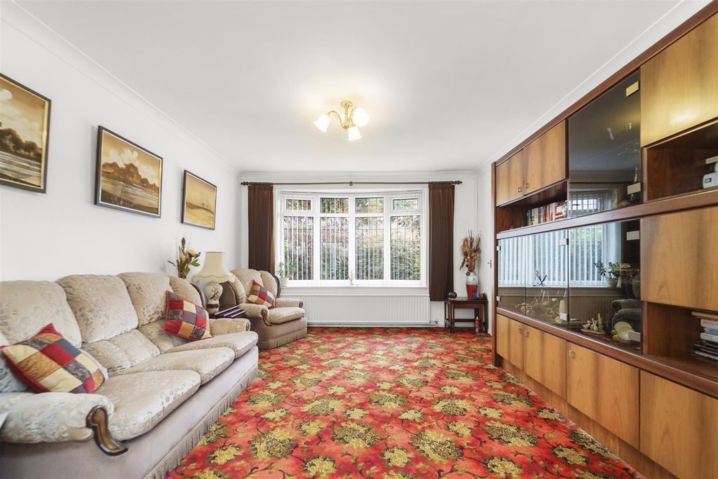 Property photo 3 of 42 3.Jpg