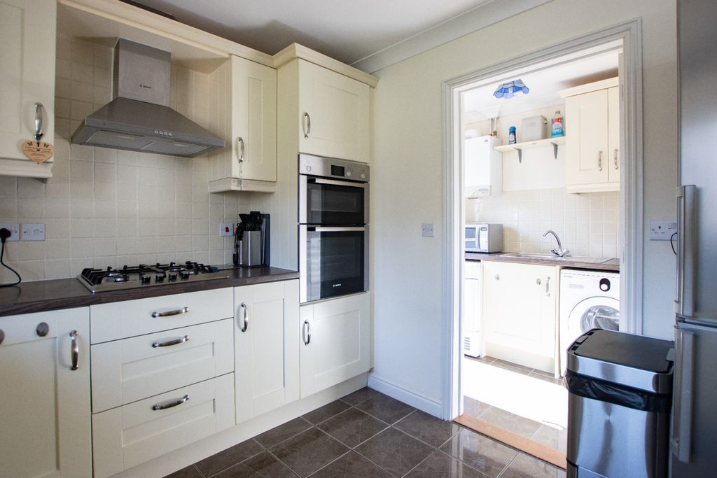 Property photo 3 of 26 49180111