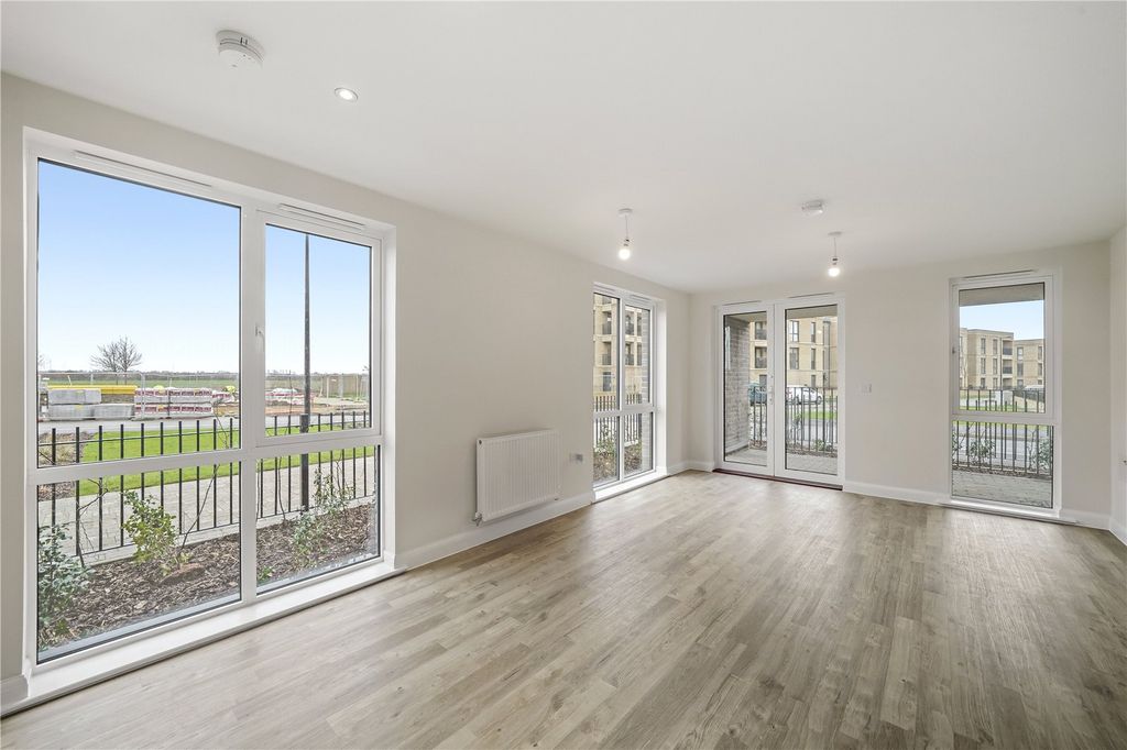 Property photo 2 of 13 Picture No. 02