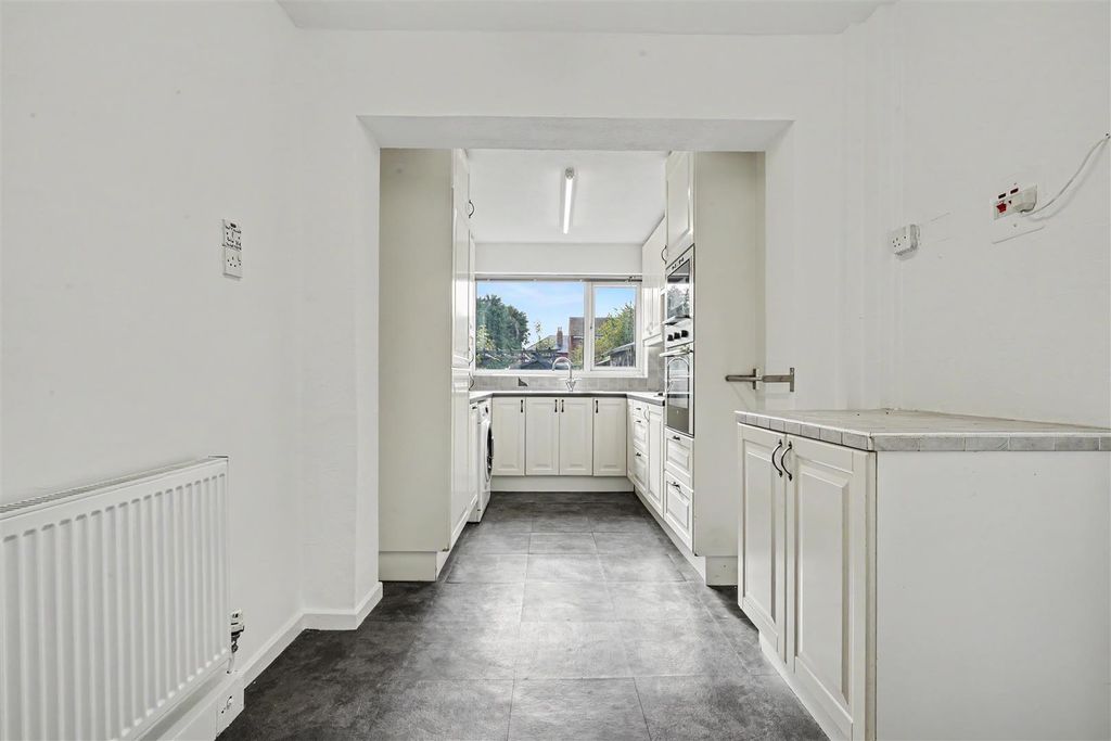 Property photo 3 of 21 Kitchen Diner