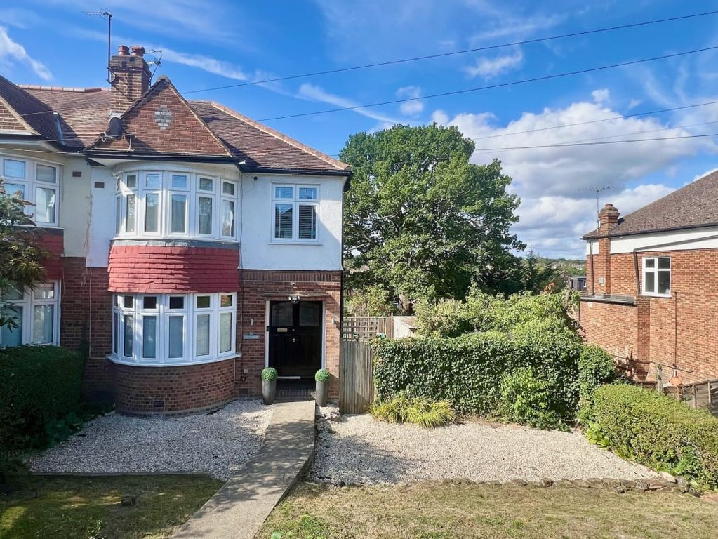 Property photo 1 of 31