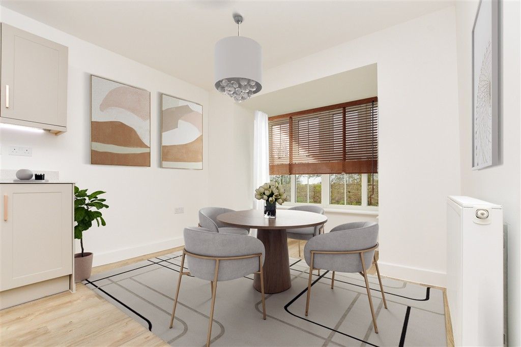 Property photo 3 of 10 Dining Area