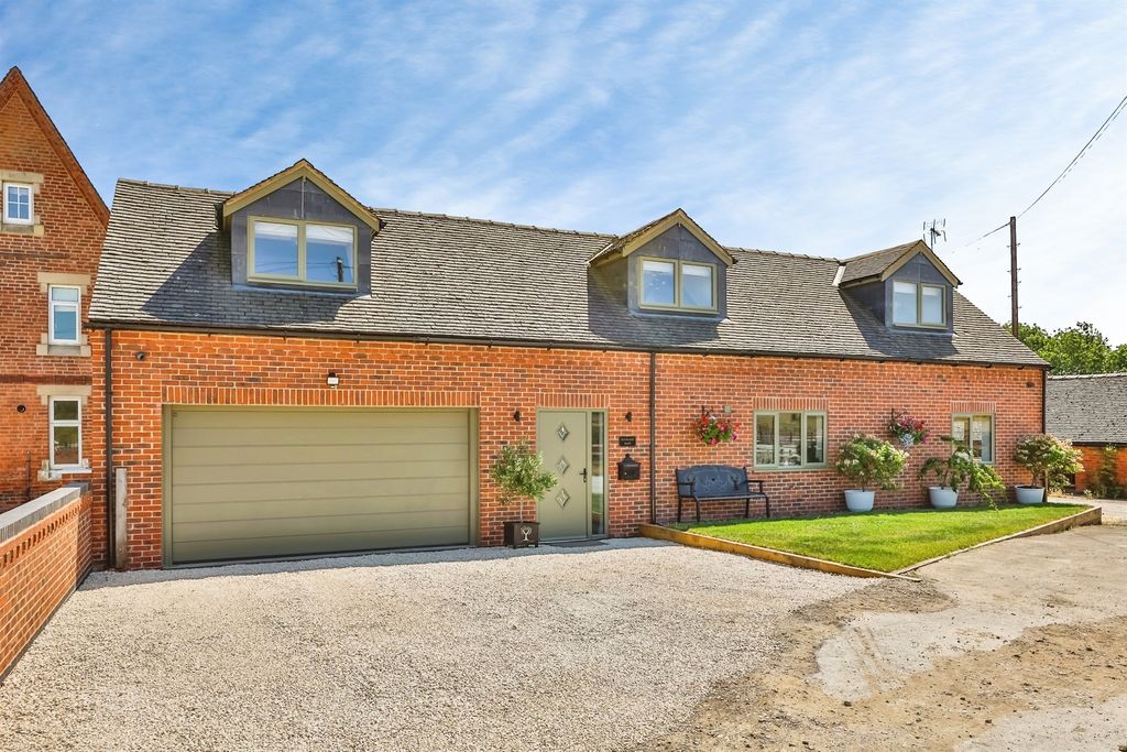 Property photo 1 of 30