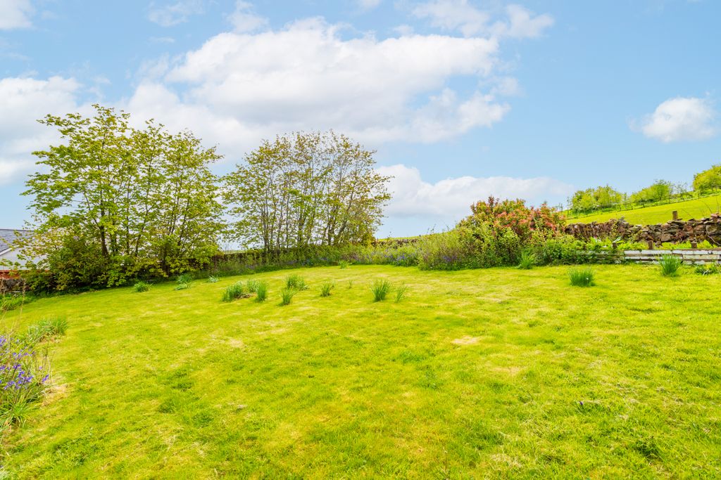 Property photo 3 of 32 Rear Garden