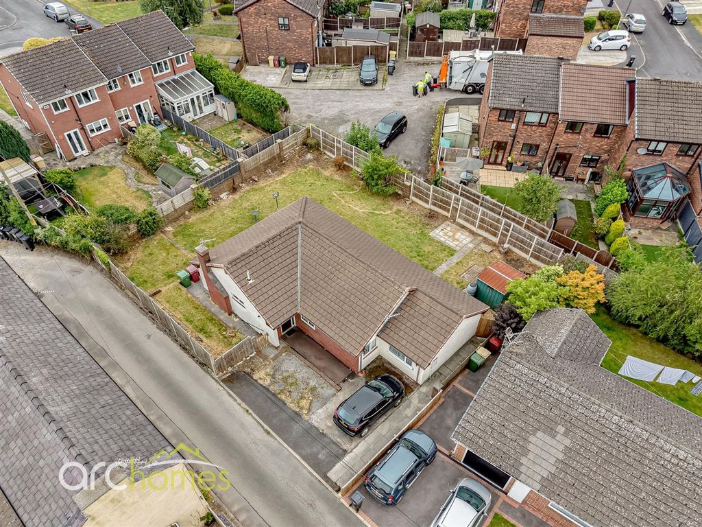 Property photo 1 of 24 Stjames-2-2.Jpg