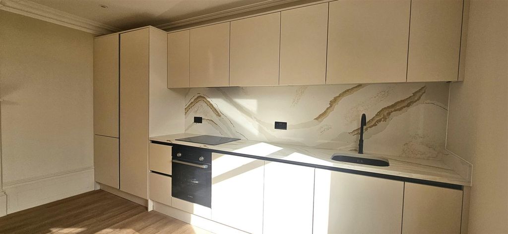 Property photo 3 of 11 3.Jpg