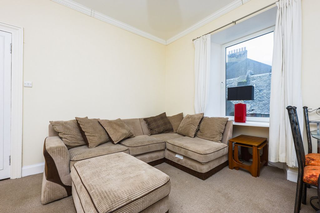 Property photo 3 of 25