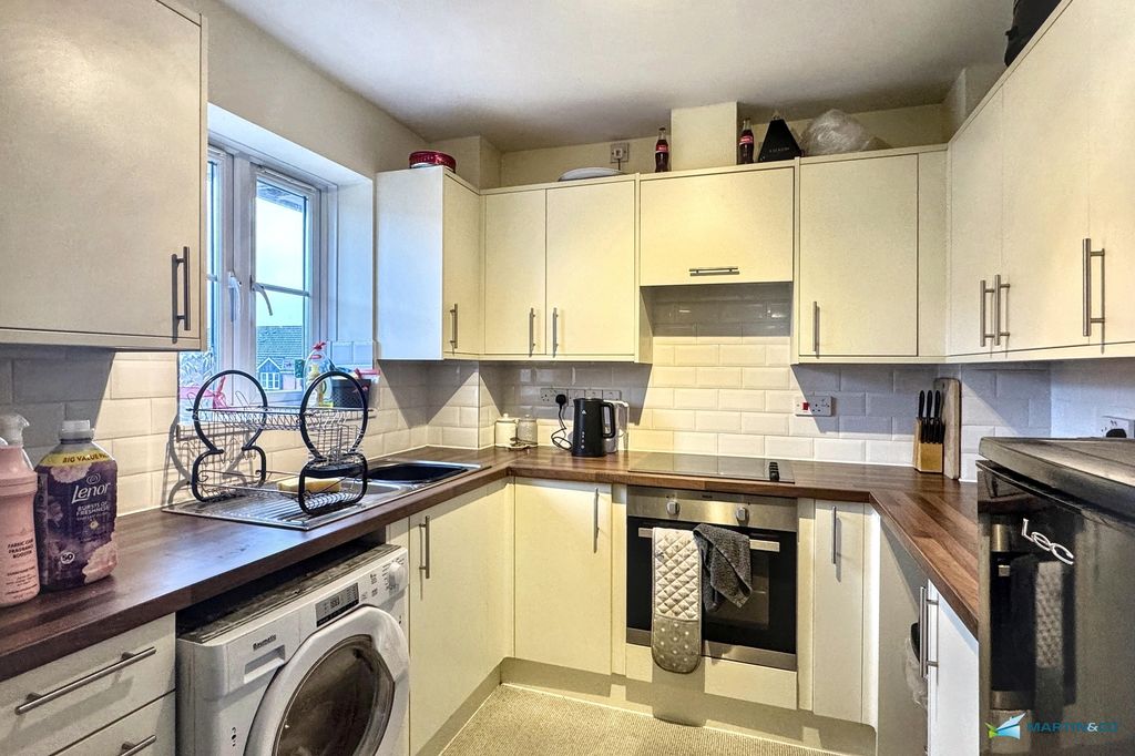 Property photo 2 of 9 Img_4857