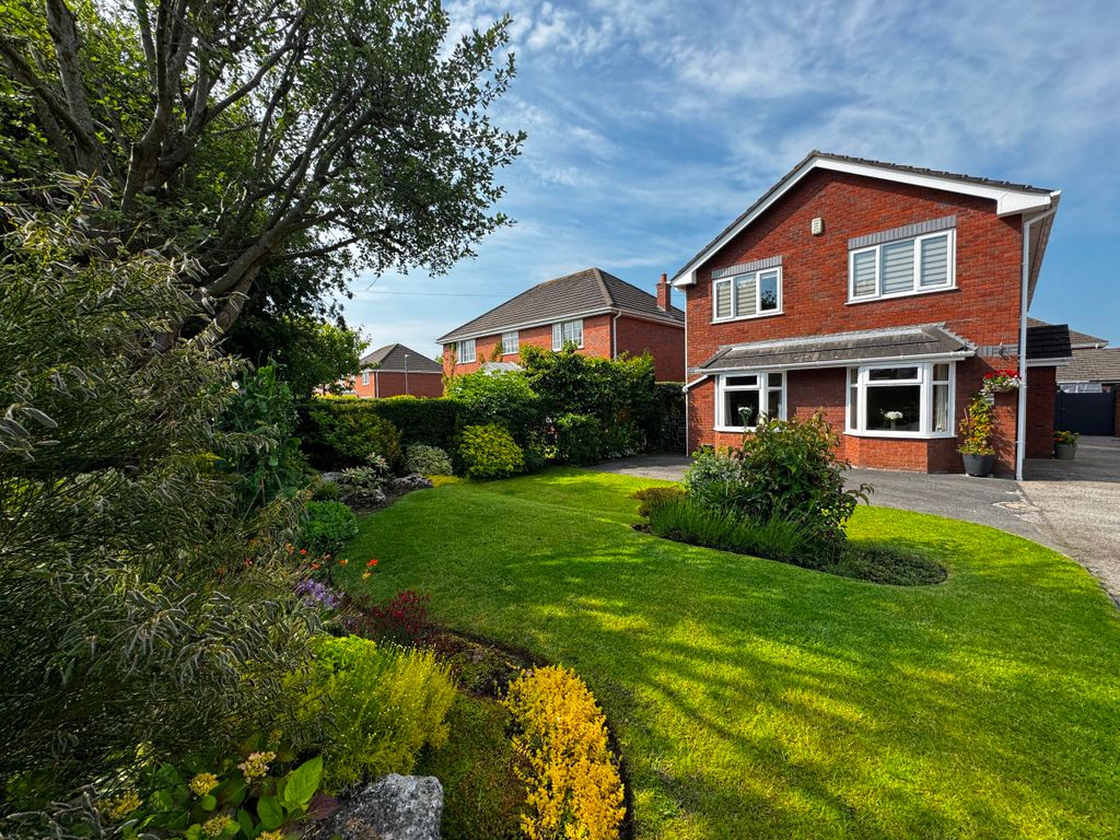 Property photo 1 of 33