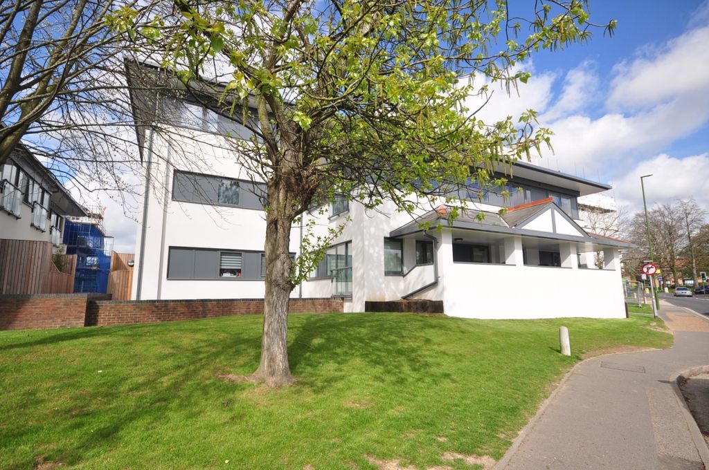 Property photo 1 of 10 101