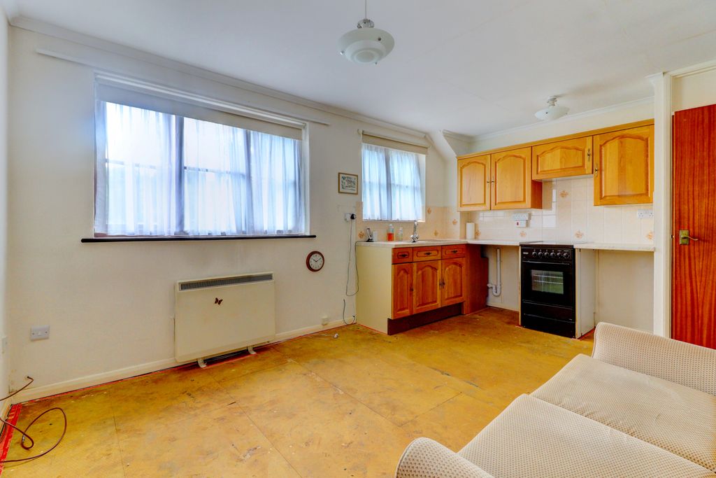 Property photo 2 of 7 Picture No. 05