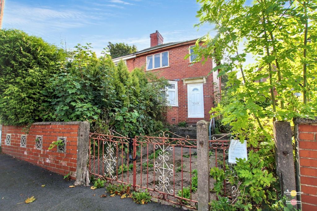 Property photo 3 of 21