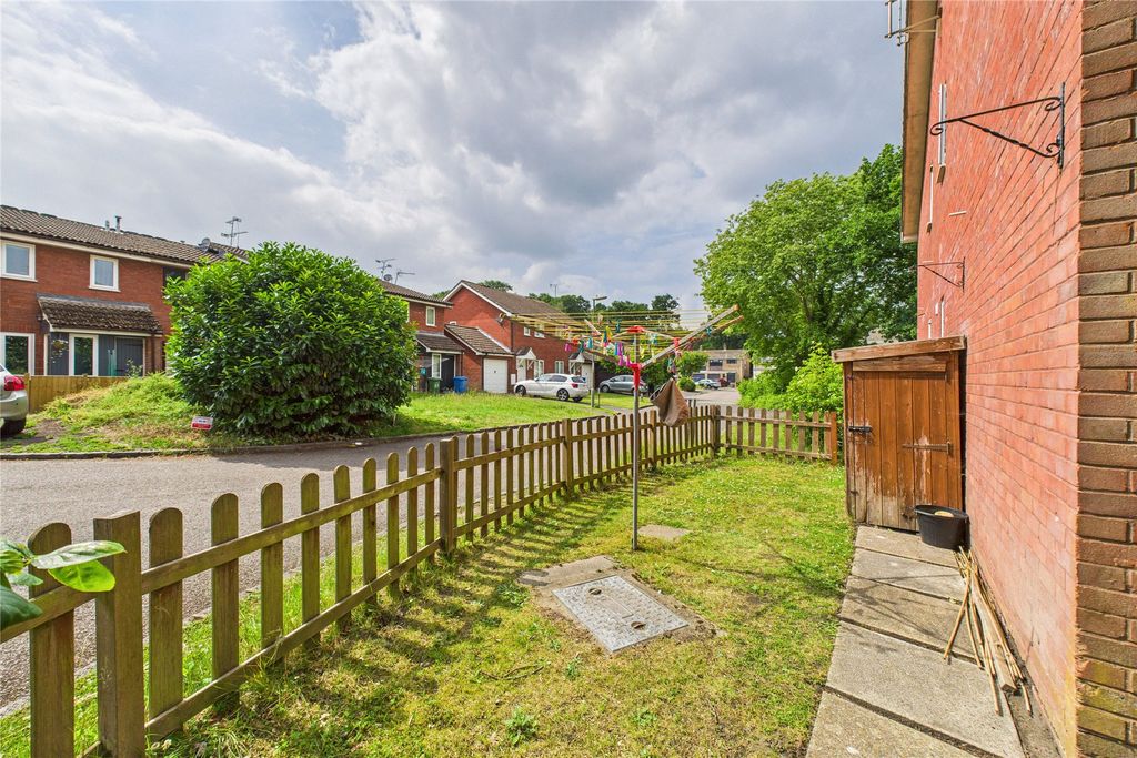 Property photo 3 of 6 Picture No. 11