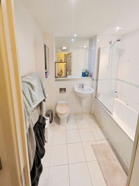 Property photo 2 of 9 7c2987E2-4Fc0c9c2-A2B4-42dc-Ad06-74Da1B31E1B0.Jpeg