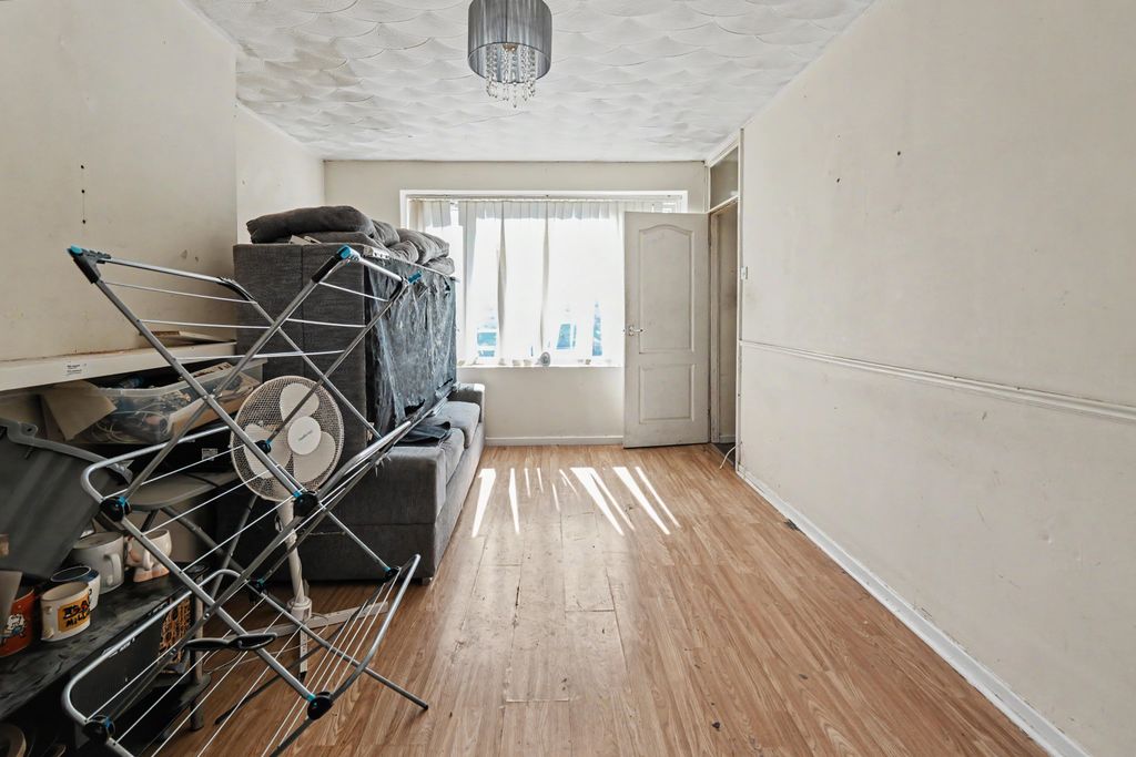 Property photo 2 of 6 54A Storrington Avenue, Liverpool, L11 9As