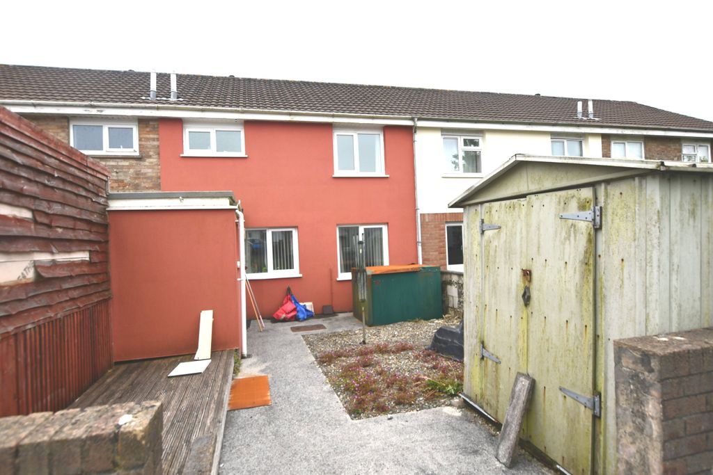 Property photo 2 of 9