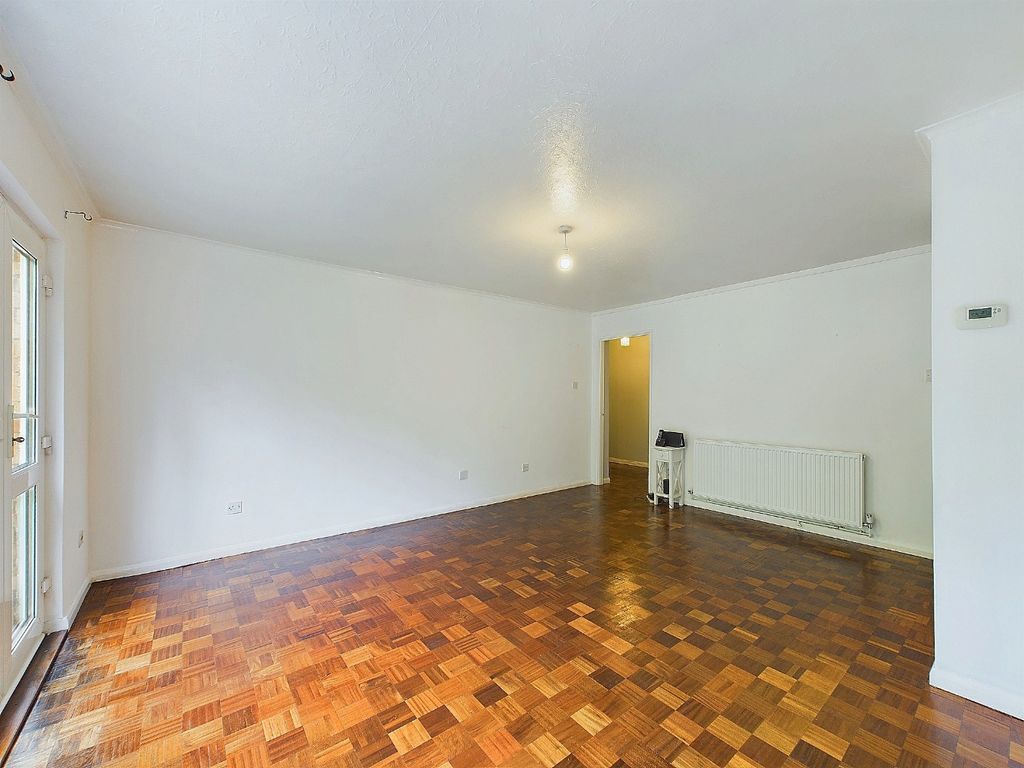 Property photo 1 of 14 3388380