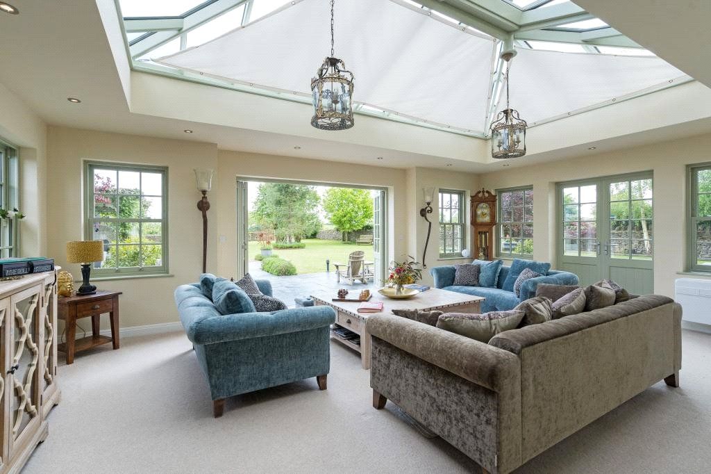Property photo 3 of 26 Orangery