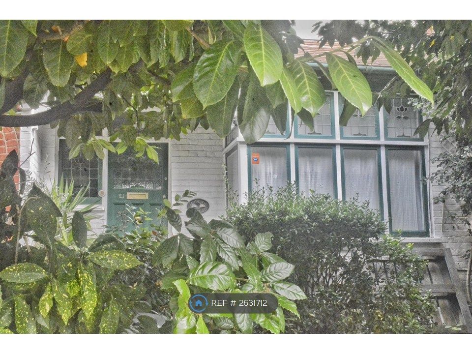 Property photo 3 of 11