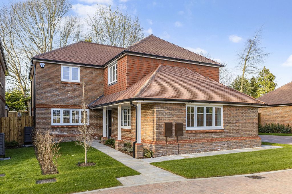 Property photo 1 of 16