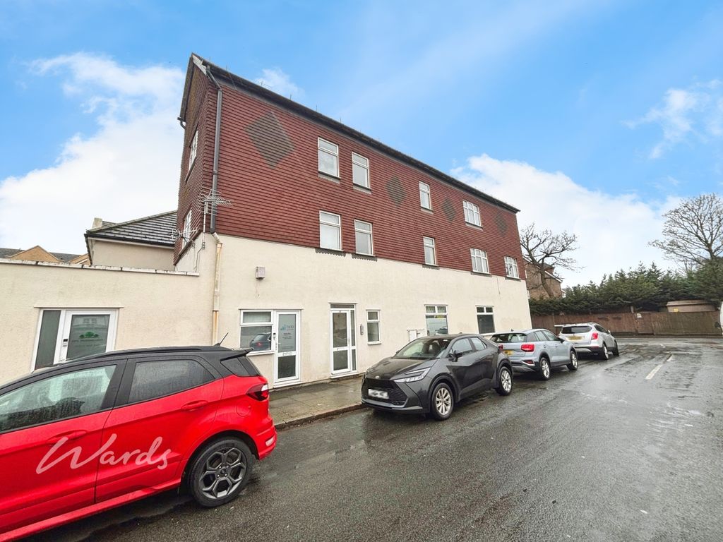 Property photo 1 of 6 Front