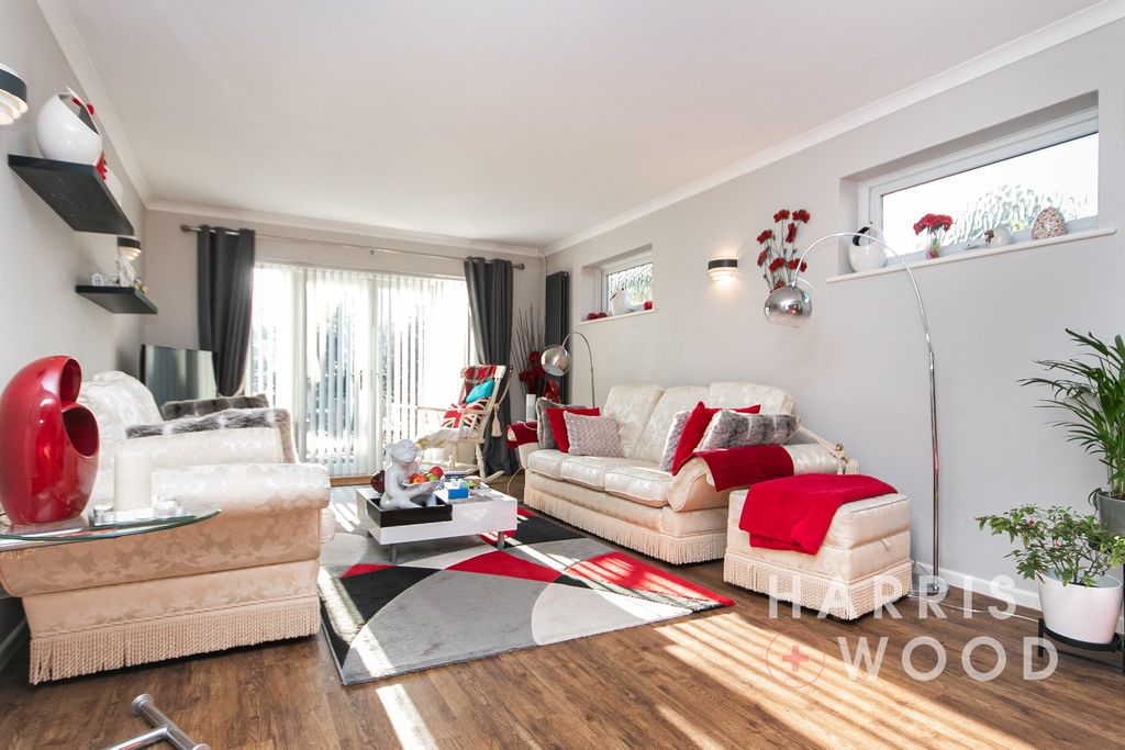 Property photo 3 of 33 5490652