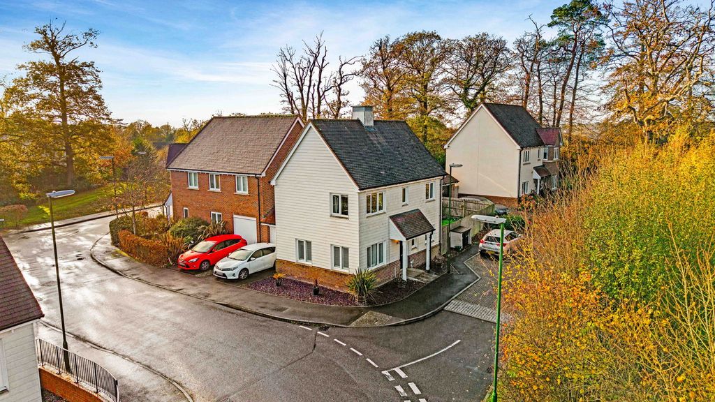 Property photo 1 of 19