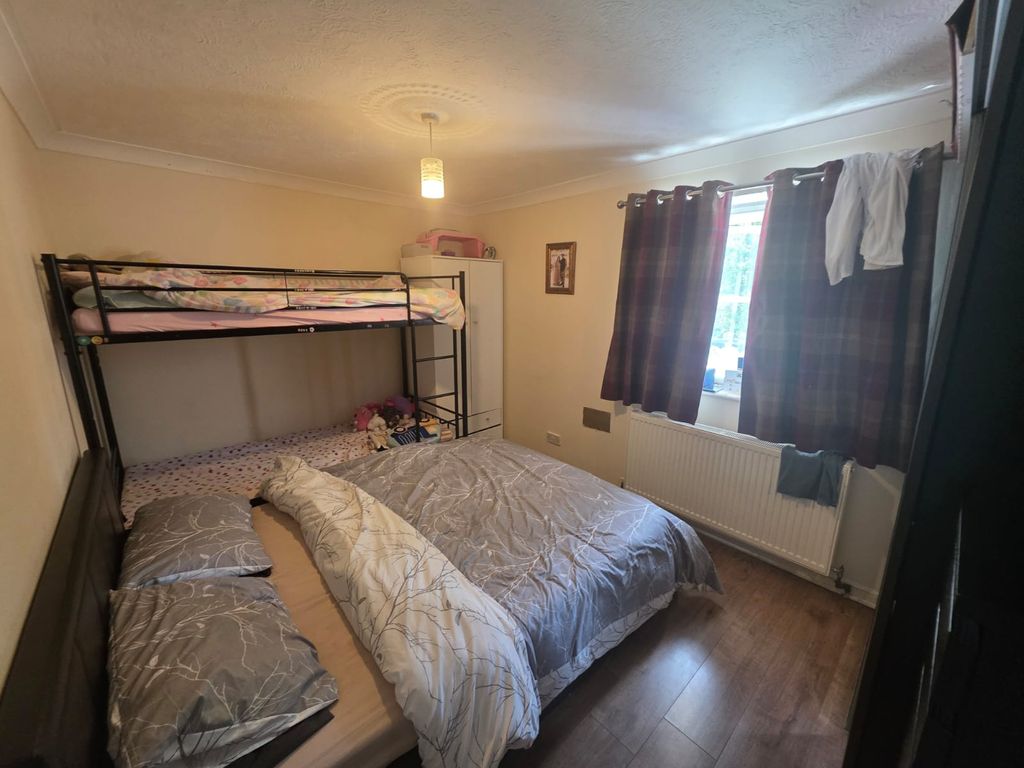 Property photo 2 of 11 Gallery