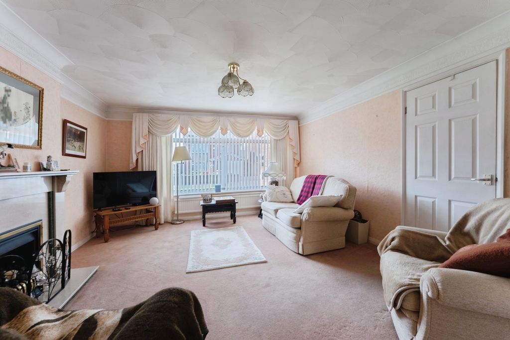 Property photo 3 of 26 Pbox-Img.Jpg