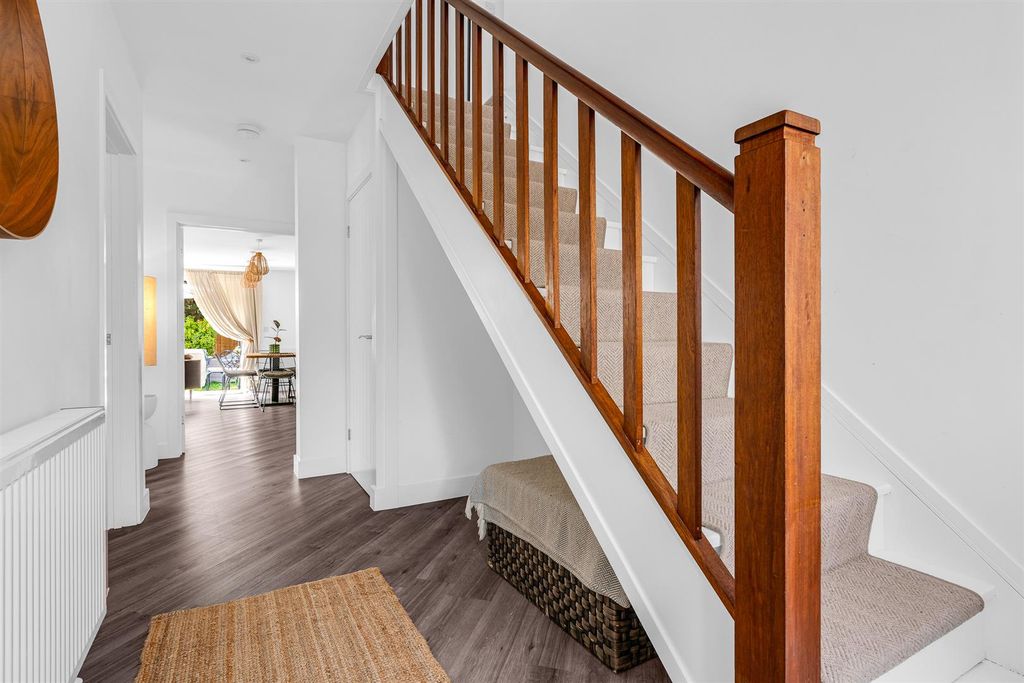 Property photo 2 of 22 Internal-16.Jpg