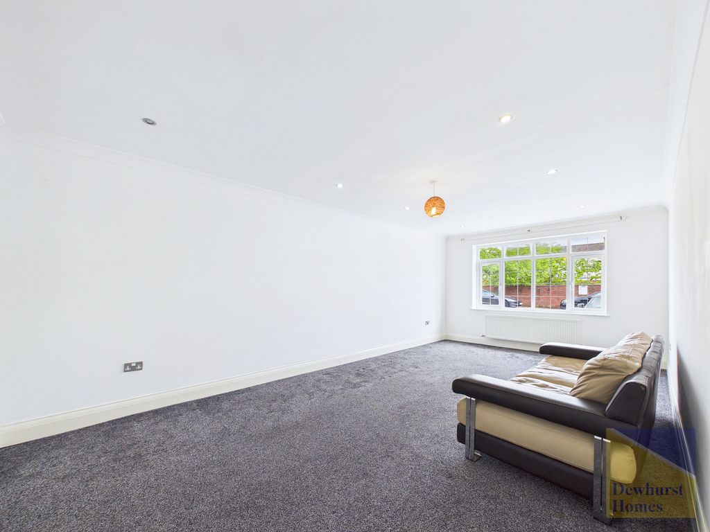 Property photo 3 of 24