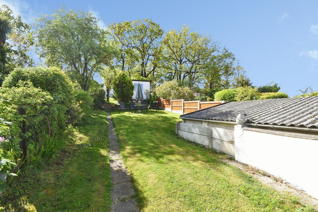 Property photo 2 of 24