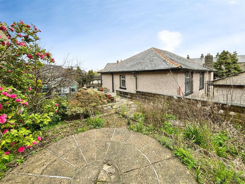 Property photo 3 of 20 Garden