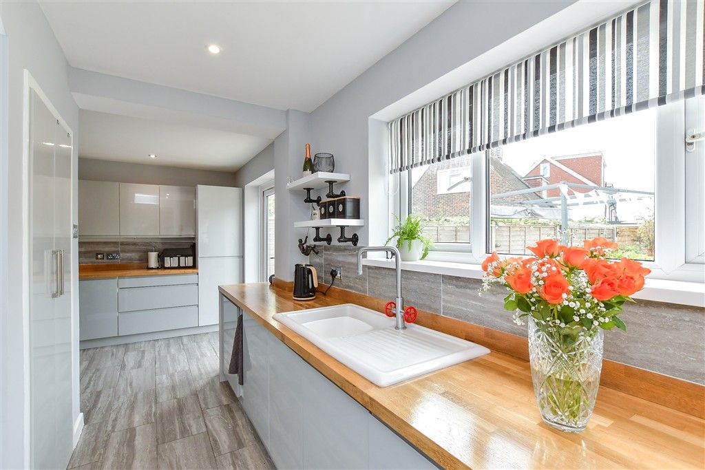 Property photo 3 of 14 Internal Lifestyle Photograph