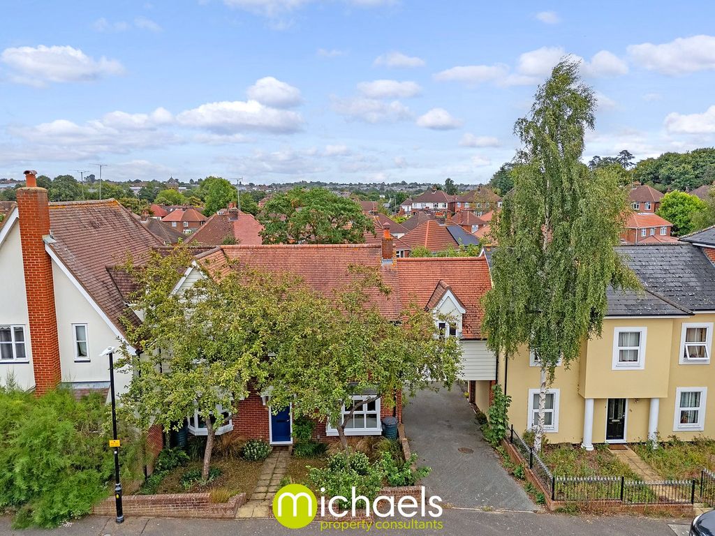 Property photo 2 of 33