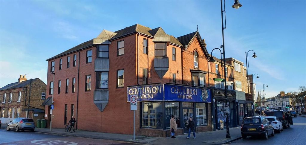 Property photo 1 of 28