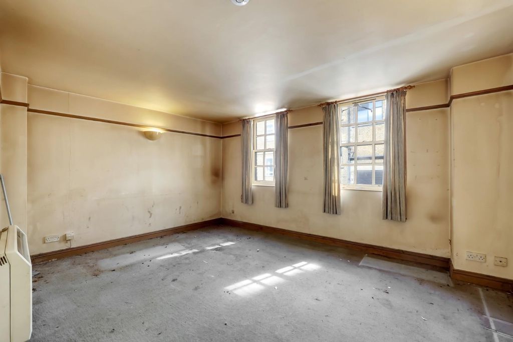 Property photo 2 of 8 Levi2247.Jpg