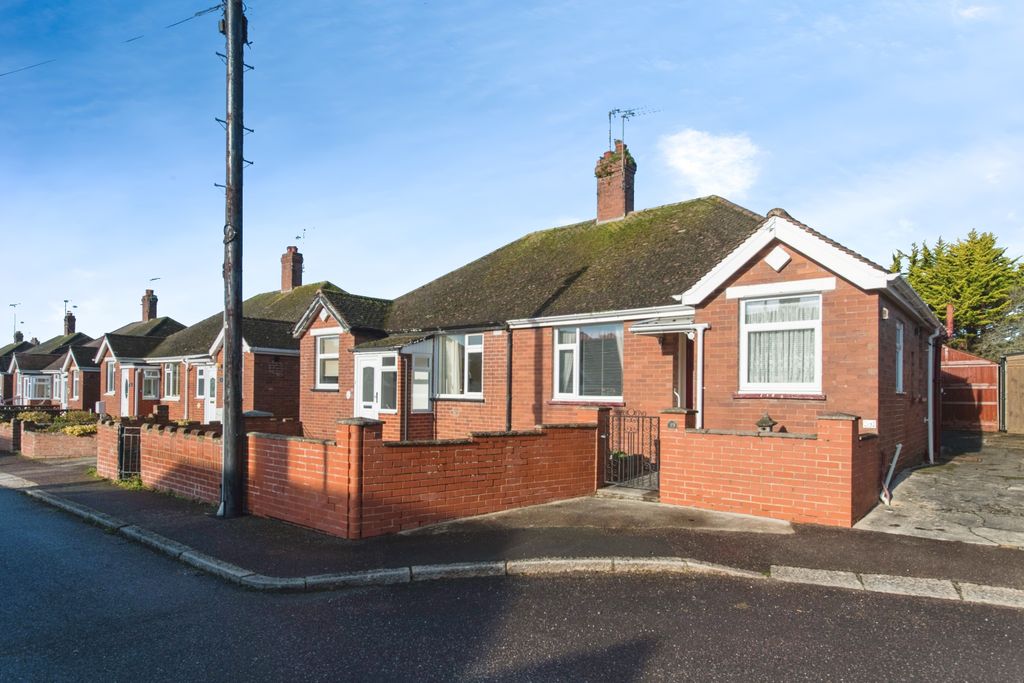 Property photo 1 of 20