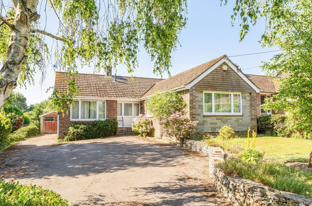 Property photo 1 of 9 1482370-1-6A3B9Af...