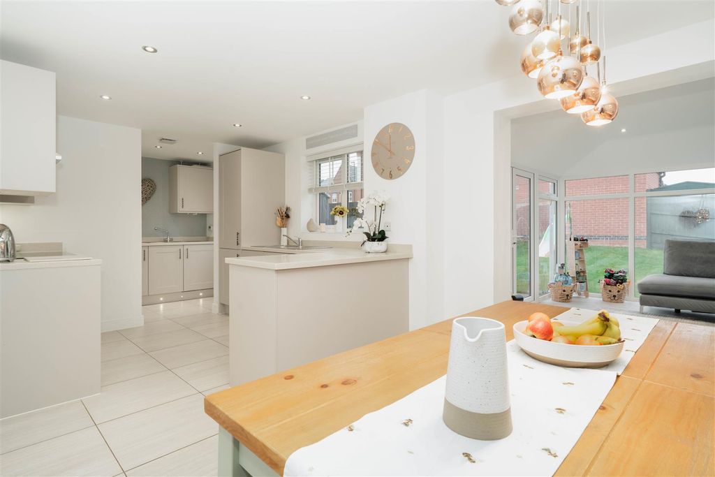 Property photo 2 of 46 Open Plan Living_-2.Jpg